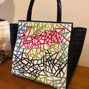Large Nancy Gonzalez handbag
